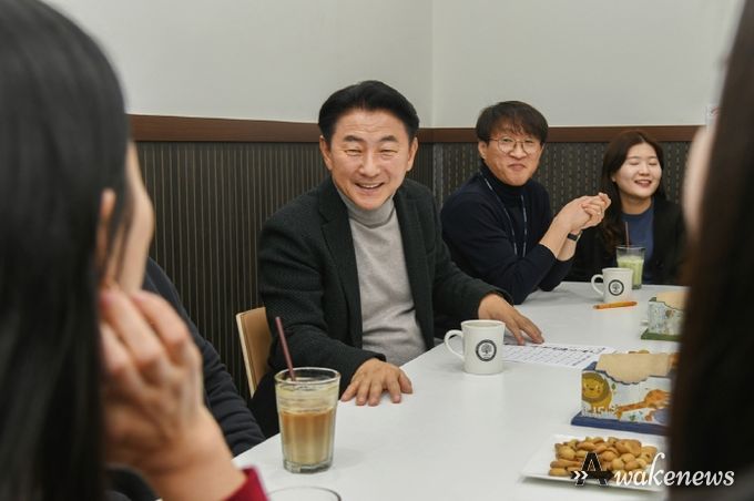 김동근 의정부시장, '카페 무지개'로 경제일자리국 직원들 격려
