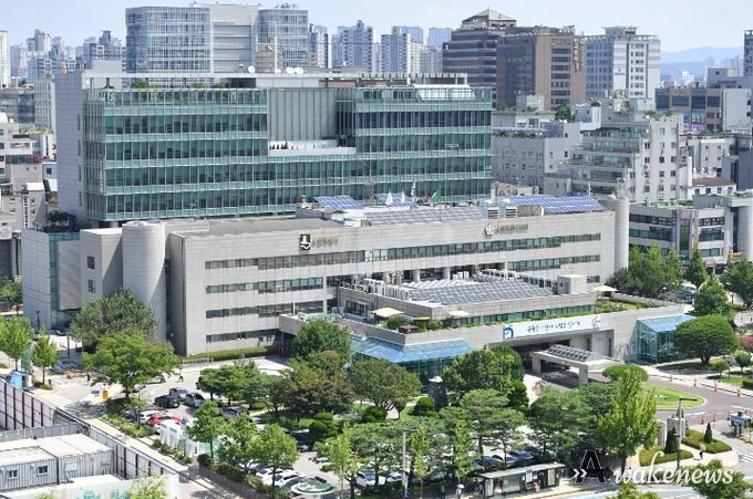 수원시청사 전경