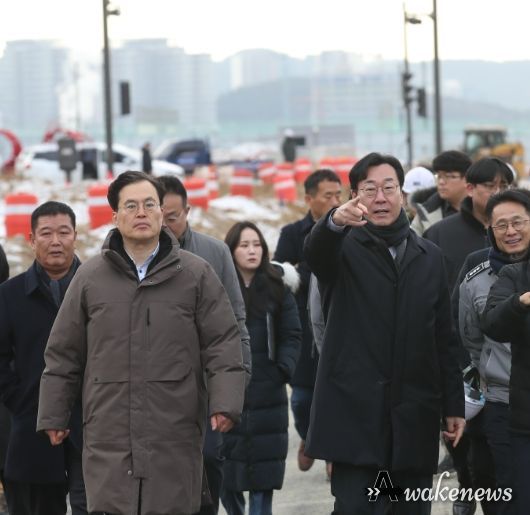 경부고속도로 상부연결도로 개통 전 현장 점검
