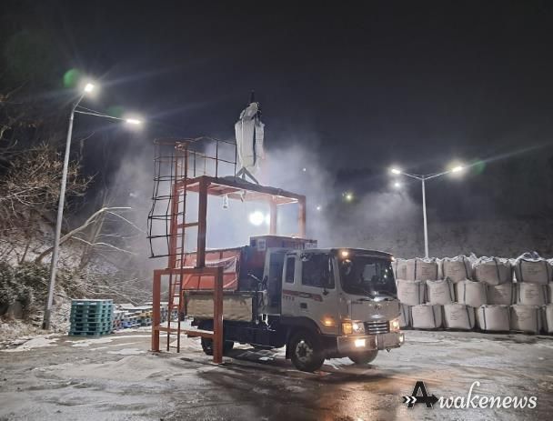 성남시, 연이은 강설에 밤샘 제설 작업