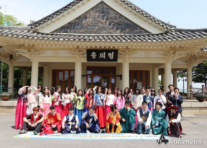 ‘2023 행주산성 런케이션'에 참여한 한국항공대 외국인유학생 기념촬영