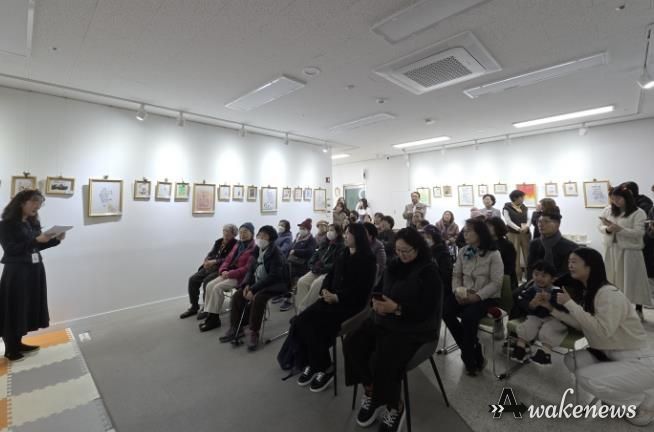 시흥시장곡종합사회복지관, 연말 맞이 복도갤러리 운영