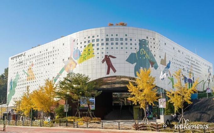 화성시어린이문화센터 전경(미디어 파사드)