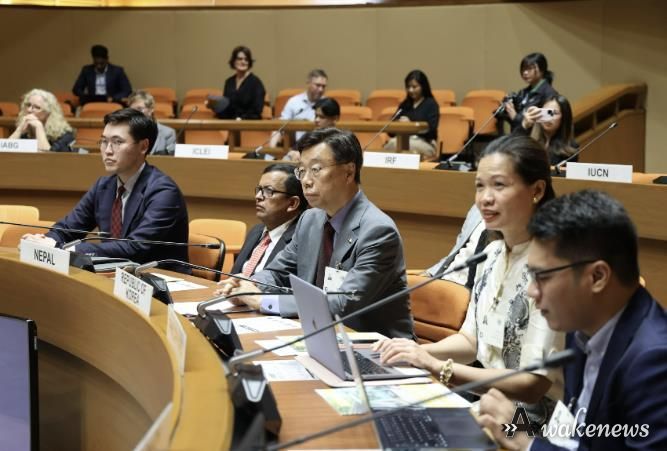 내려받기AI반도체과-신상진 성남시장이 16일 태국 방콕 유엔컨퍼런스센터에서 열린 유엔지역개발센터(UNCRD) 지속가능교통(EST) 아시아지역 회의 개회식에 참석하고 있다