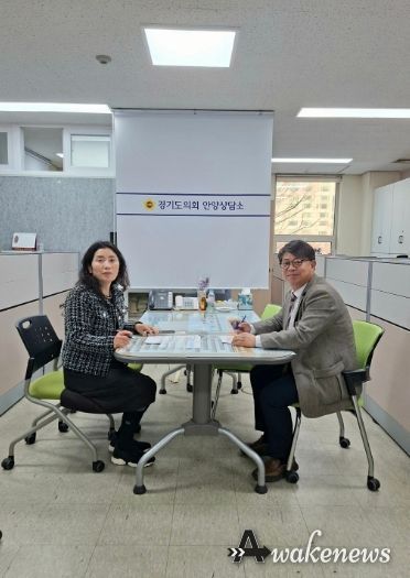 김재훈 의원, 평촌도서관 재개관에 따른 면담 가져