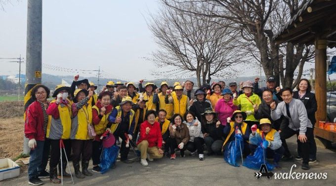 이천시 호법면 환경봉사단, 새봄맞이 국토대청소 실시